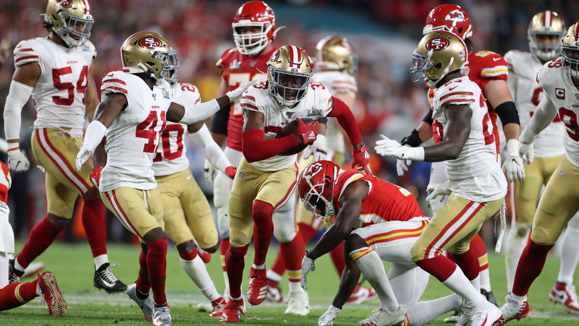 亚足联就相关事件向中国表达歉意